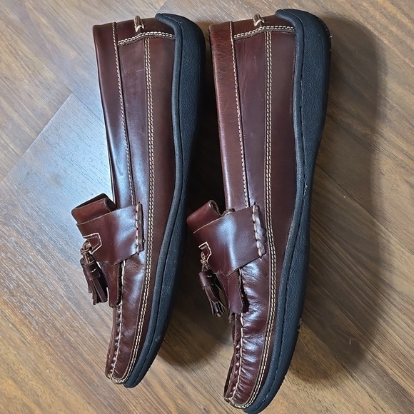 Johnston & Murphy Fowler Kiltie Tassel Loafer - Picture 7 of 13